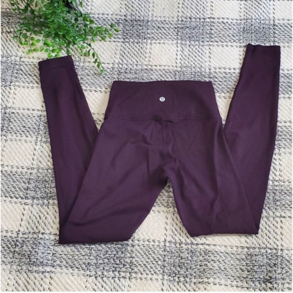 LuLulemon Wunder Under - Picture 15 of 17